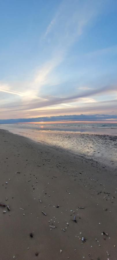 2 * Villers-sur-Mer